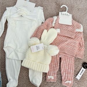 NWT WHITE AND PINK OUTFITS AND HAT AND MITTENS SET
